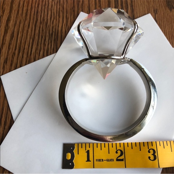 NIB 💍 Desk Paperweight - Diamond Ring (Glass) - Picture 8 of 15